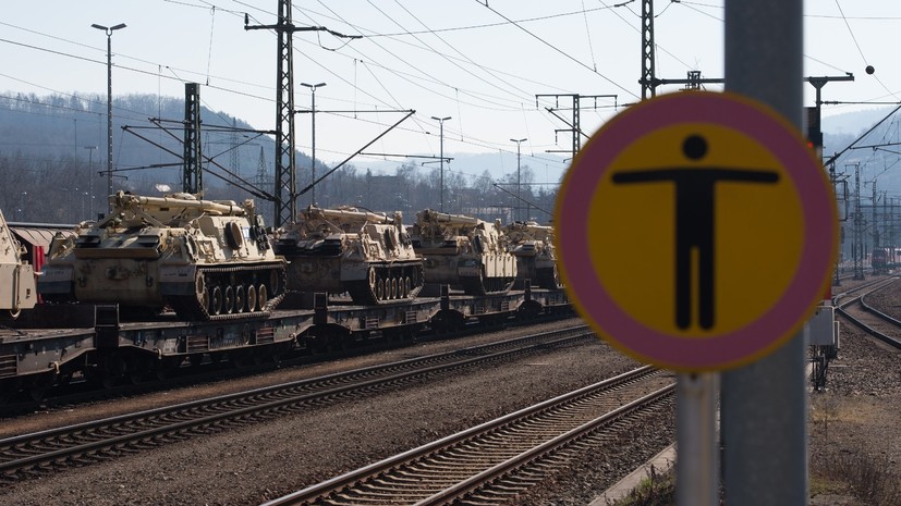 Поезд с танками и бронемашинами НАТО сошёл с рельсов в греческом Александруполисе
