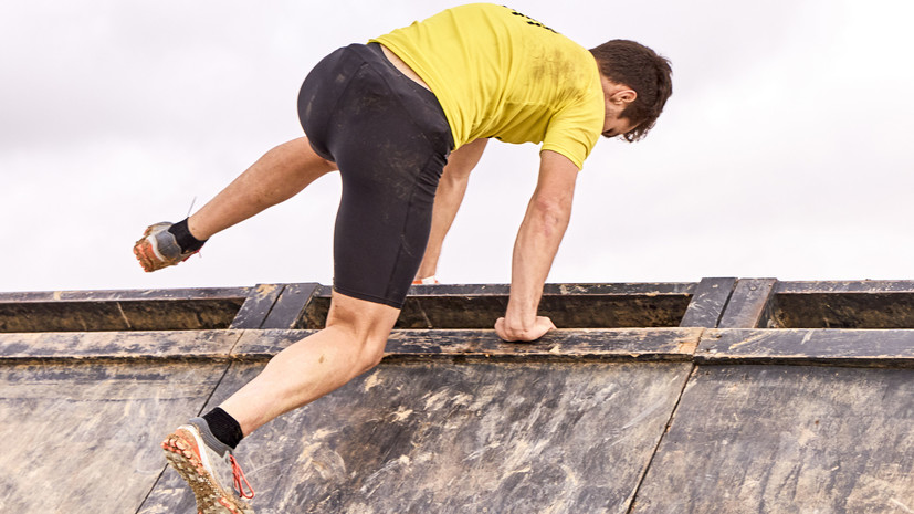 Сергей Перелыгин стал чемпионом мира Spartan World Championship 2022 в Абу-Даби