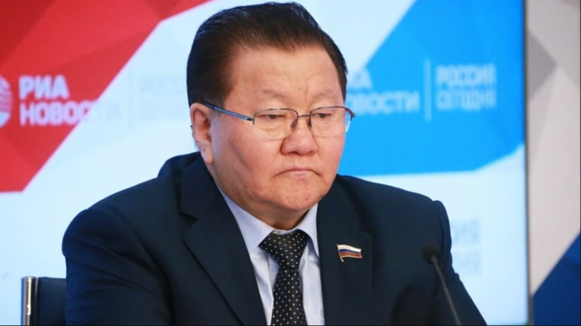 Депутат Тумусов поддержал идею ограничить онлайн-торговлю электронными сигаретами
