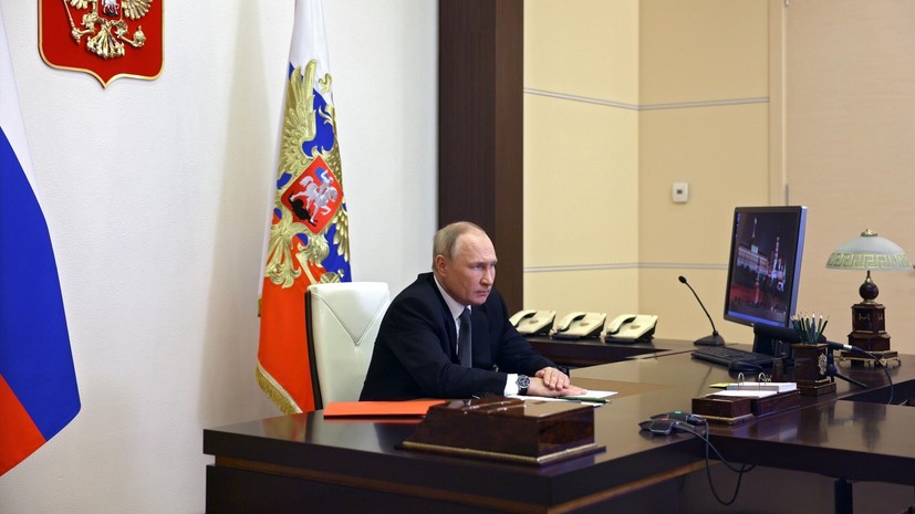 Путин предложил СБ России обсудить вопросы обеспечения внутренней безопасности страны