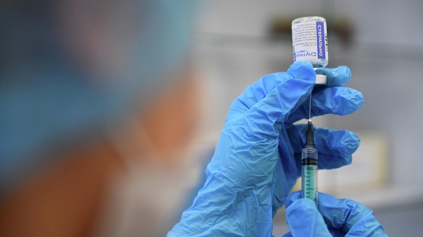 Мурашко: российские вакцины против гриппа эффективны для профилактики свиного гриппа