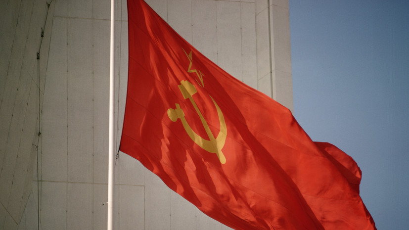 Песков: в Кремле не будут праздновать столетие образования СССР