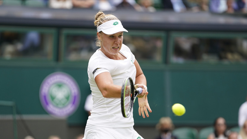 Блинкова не смогла выйти в четвертьфинал теннисного турнира в Анже