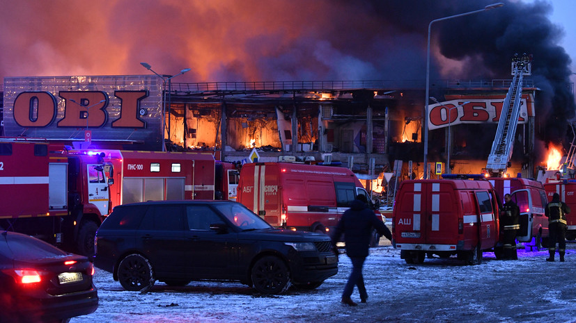 При пожаре в ТЦ «Мега Химки» погиб один человек