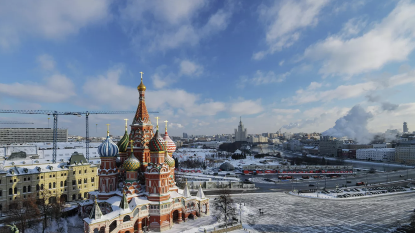 Пункты по сбору подарков и гумпомощи открыли на 19 площадках «Московских сезонов»