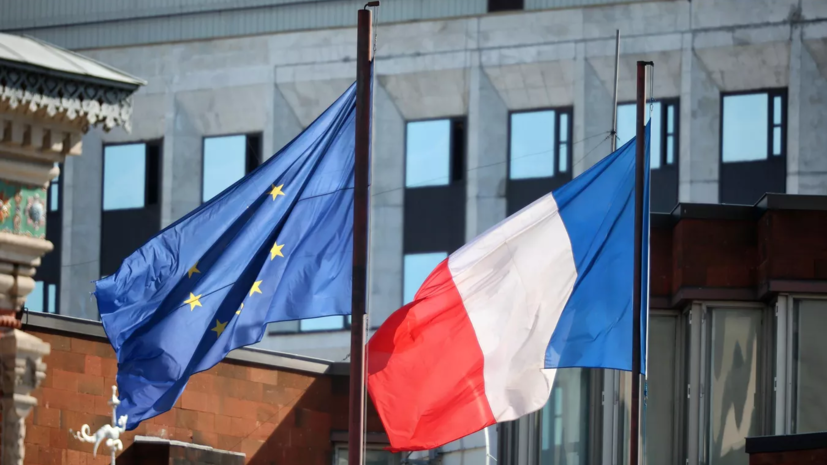 РИА Новости: посольство Франции в Москве получило посылку с мёртвой мышью и пауком