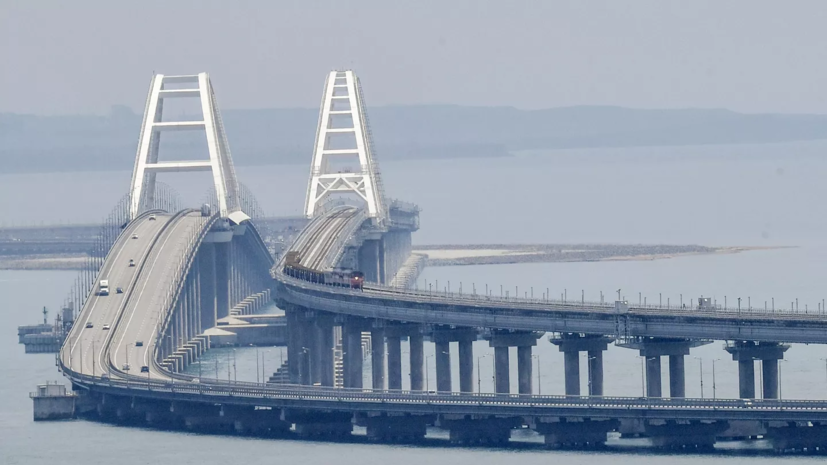 Минтранс: движение по Крымскому мосту будет ограничено 19 декабря из-за ремонтных работ