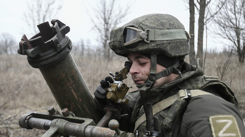«Выбивая противника с занимаемых позиций»: в Минобороны России заявили о продолжении наступления на Донецком направлении