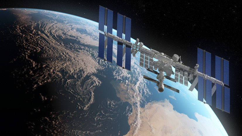 В «Роскосмосе» анонсировали корректировку орбиты МКС из-за космического мусора
