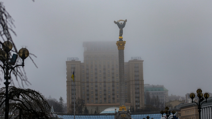 Минэкономики Украины планирует разрешить гражданам с бронью от призыва покидать страну