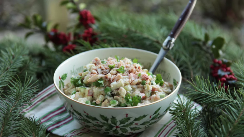 В Тюменской области подсчитали стоимость салатов оливье и сельдь под шубой