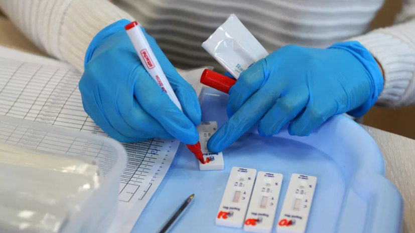 В Италии ввели обязательные тесты на COVID-19 для пассажиров из Китая