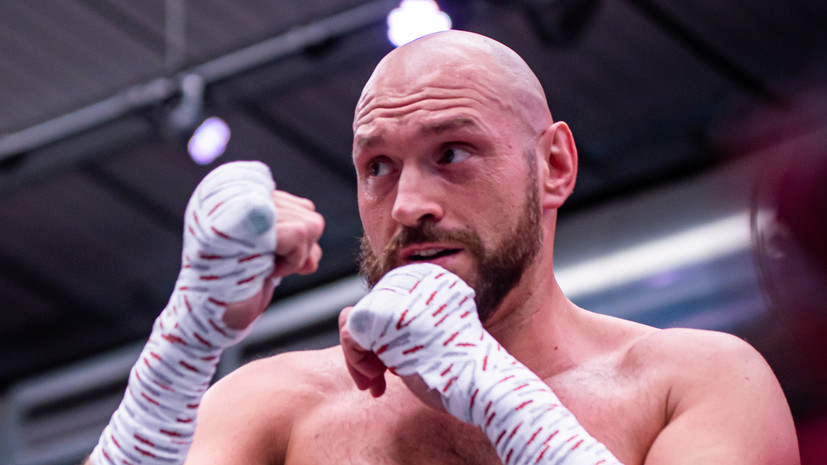 Тайсон Фьюри поделился ожиданиями от боя Тима Цзю и Джермелла Чарло