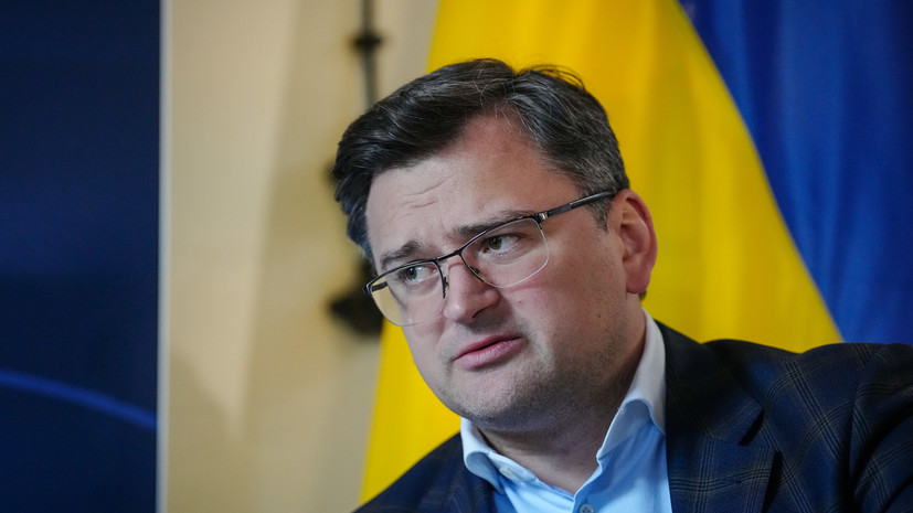 Кулеба заявил, что Венгрия берёт в заложники Украину