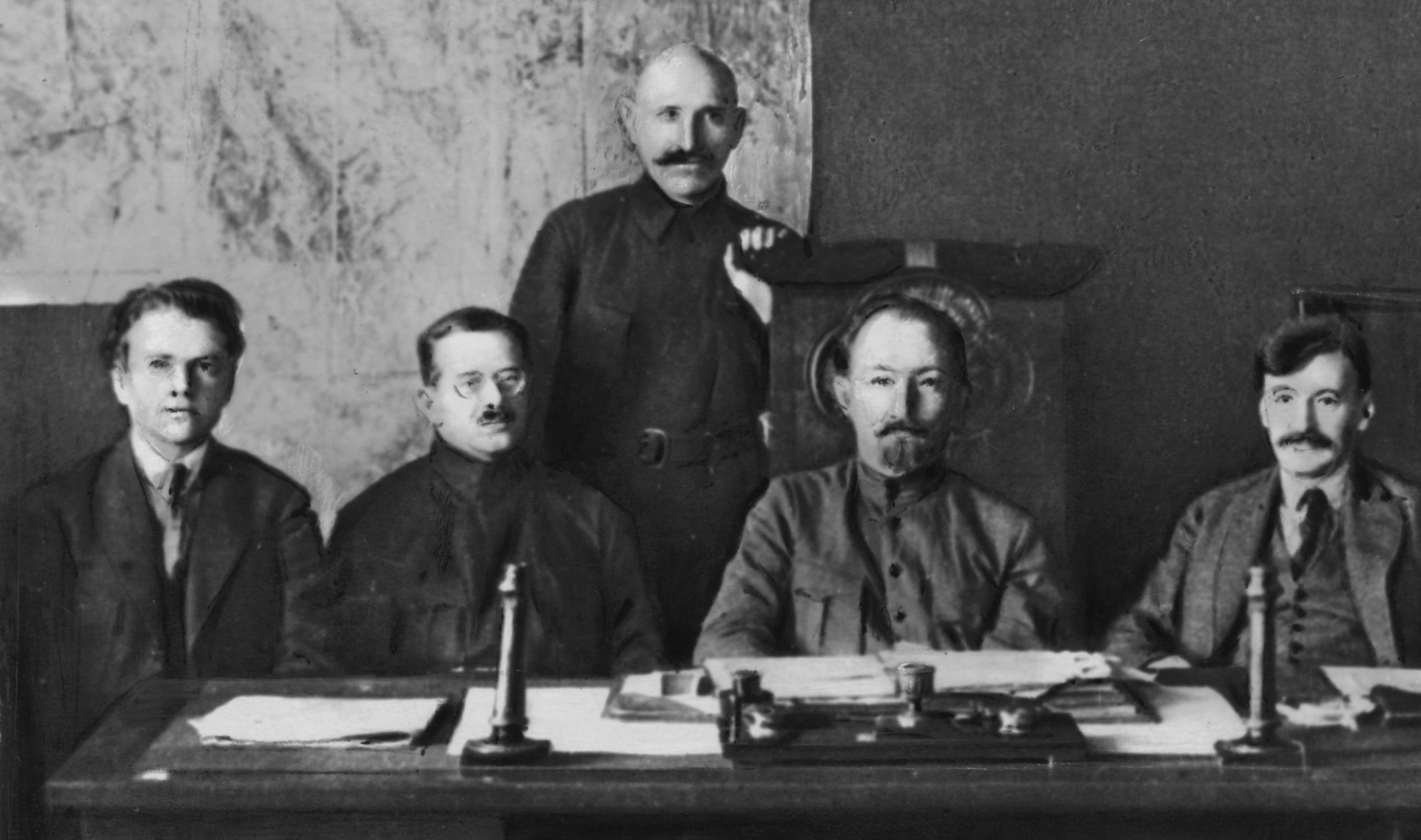 Первая советская спецслужба: как создавалась и работала ВЧК