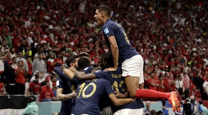 Футболисты сборной Франции в матче с Марокко на ЧМ-2022