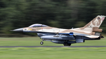 ЦПВС: четыре истребителя F-16 Израиля нанесли удар по военным объектам в Дамаске