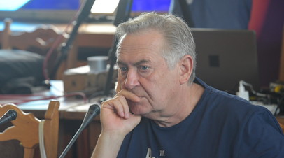 Актёр Юрий Стоянов назвал огромной потерей смерть юмориста Пономаренко