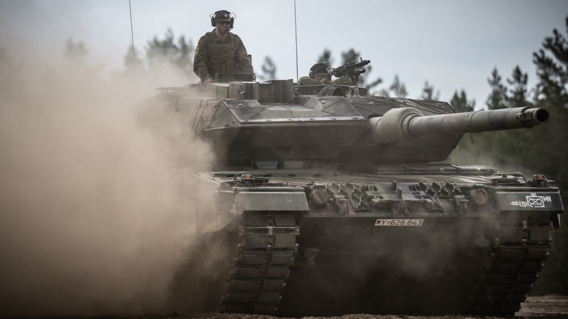 Моравецкий: Польша не будет поставлять армии Украины танки Leopard «без широкой коалиции»