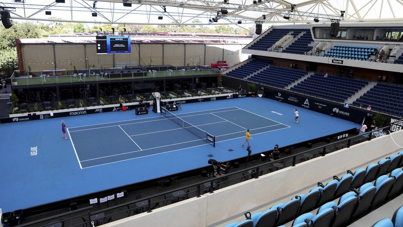 Организаторы Australian Open разрешили участвовать в турнире игрокам с COVID-19