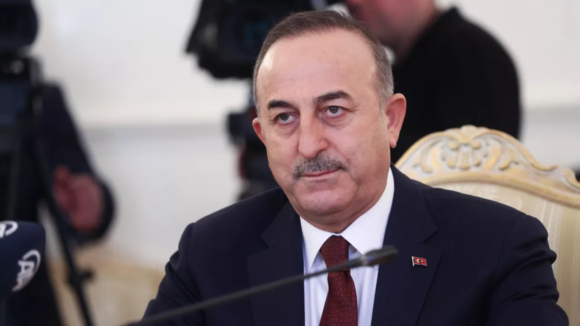 Глава МИД Турции Чавушоглу поддержал план Киева по урегулированию