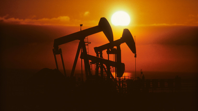 Цена нефти Brent поднялась выше $84 за баррель