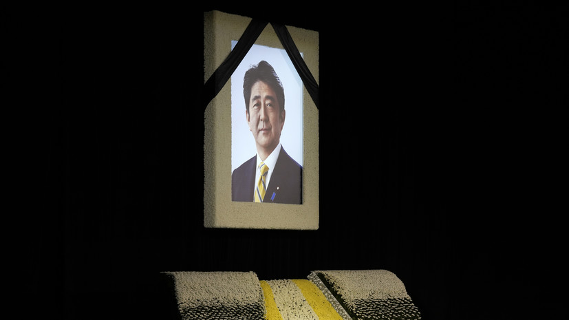 Прокуратура предъявила обвинения стрелявшему в экс-премьера Японии Синдзо Абэ