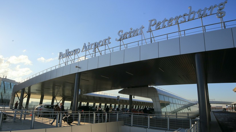 В аэропорту Пулково самолёт не смог взлететь из-за ветра