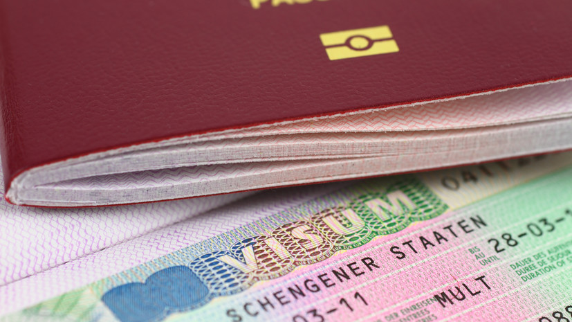 АТОР: россиянам перестали выдавать шенгенские визы сроком больше года