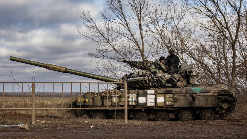 Глава Минобороны Болгарии опроверг информацию о продаже Украине танков Т-72