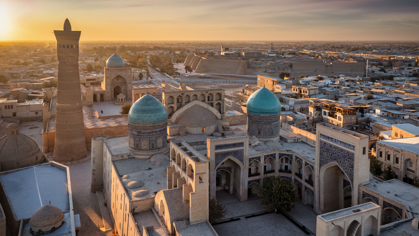 Число посетивших Узбекистан российских туристов выросло в три раза в 2022 году