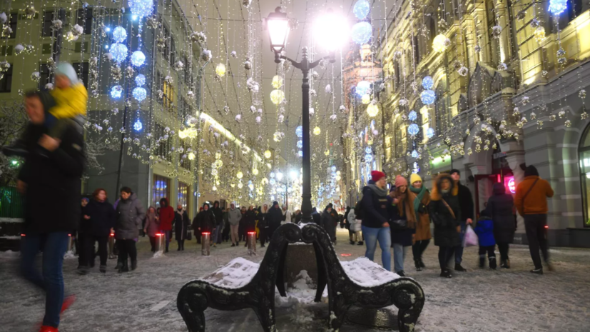 Аналитики рассказали, сколько денег в Москве потратили в новогодние праздники