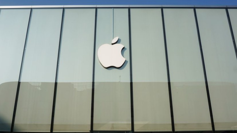 Bloomberg: Apple отложила производство очков дополненной реальности