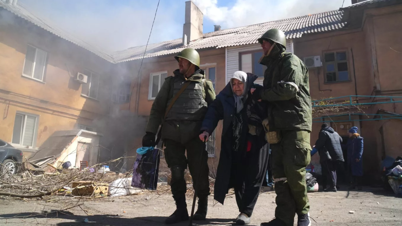 Житель Артёмовска рассказал, как беженцы эвакуировались из города под обстрелами ВСУ