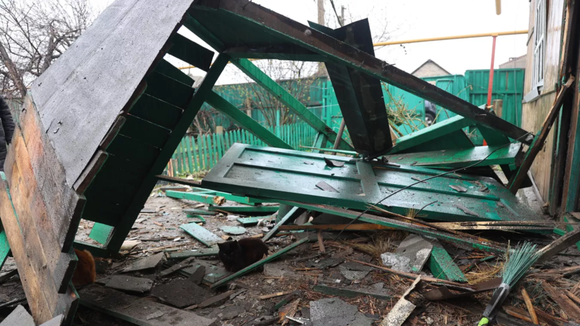 Мирошник: боевики ВСУ ведут жёсткий обстрел центра Кременной в ЛНР