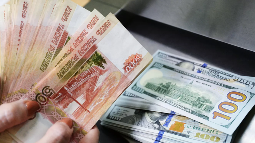 Экономист Масленников рассказал о перспективах дедолларизации в России