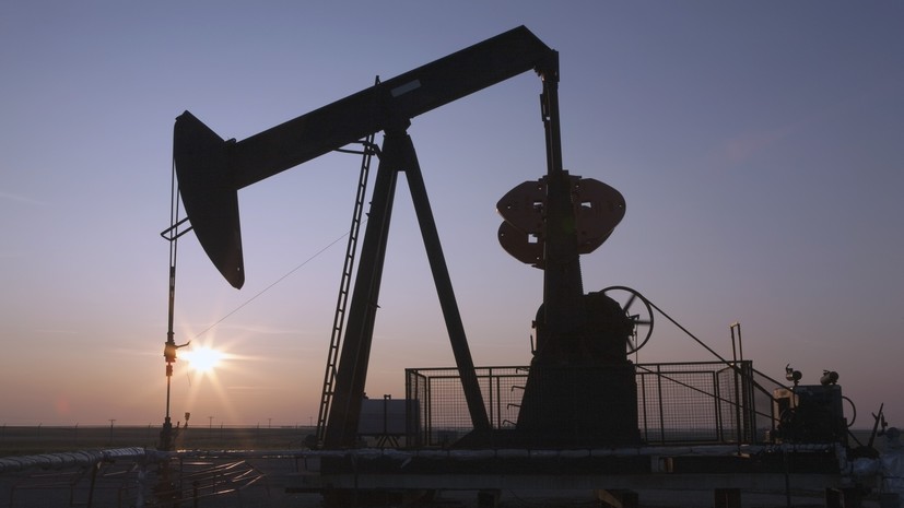 Аналитик Чернов рассказал о факторах, которые оказывают влияние на мировой рынок нефти