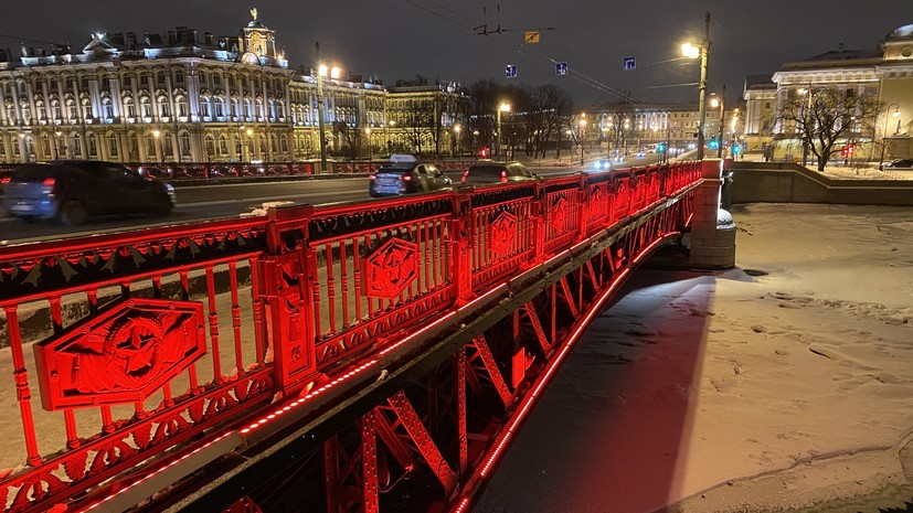 Дворцовый мост подсветят в честь китайского Нового года