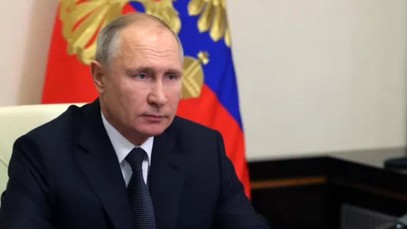 Сальдо сообщил о постоянных контактах Путина с главами новых регионов
