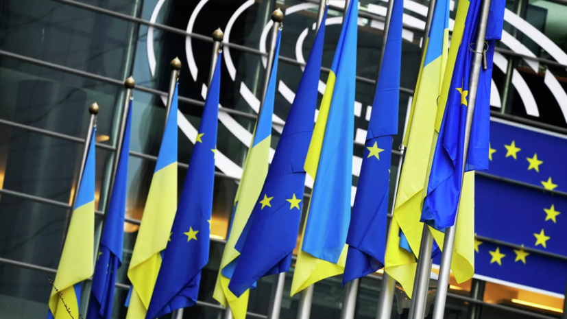 Politico: Евросоюз ведёт Украину к кризису суверенного долга