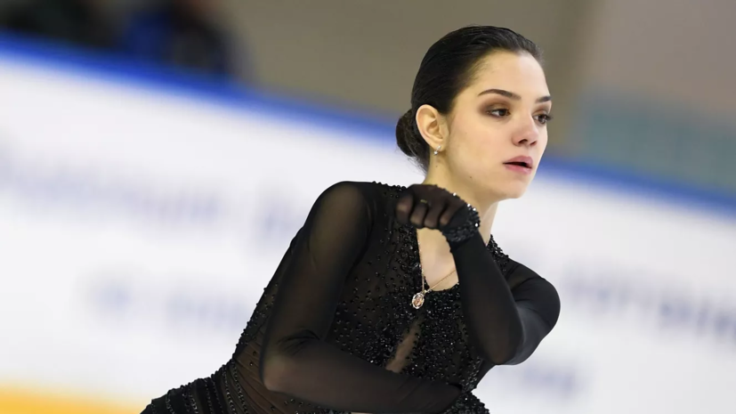 Медведева — о футболе: меня обычно ставили на ворота, мне невозможно было забить