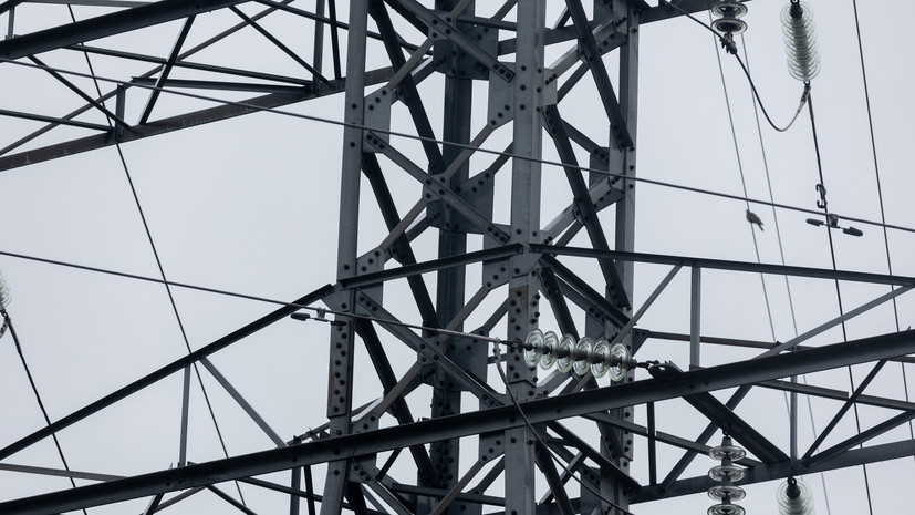 В Подмосковье в 2022 году подключили к электросетям 100 тысяч жителей