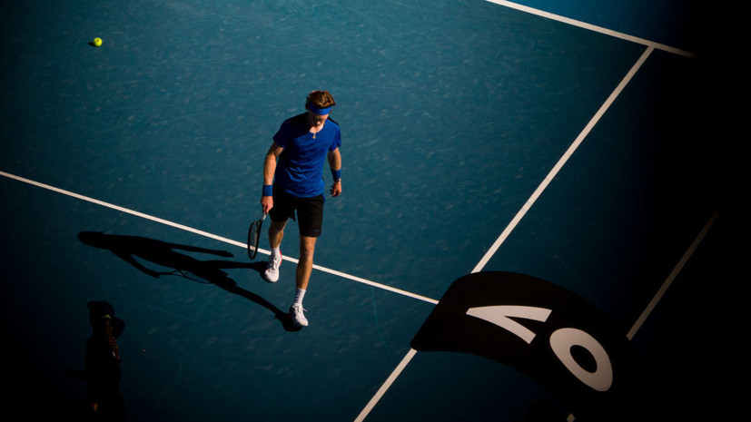 Тарпищев отреагировал на поражение Рублёва от Джоковича в четвертьфинале Australian Open