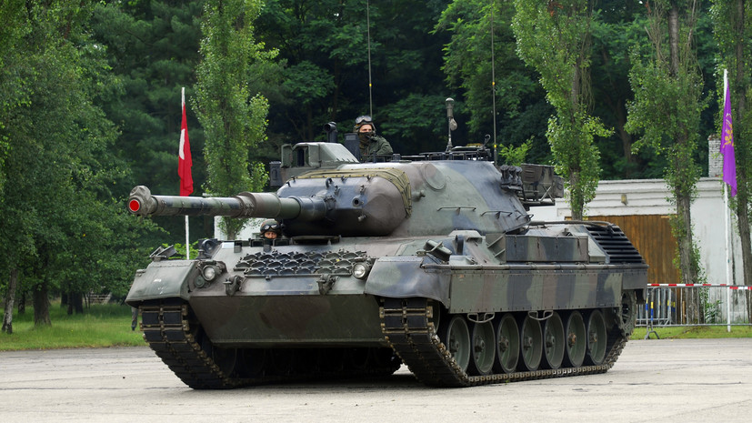 Глава Минобороны Финляндии заявил, что страна передаст Украине танки Leopard