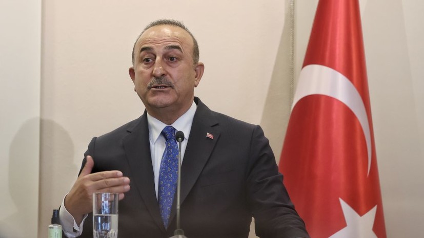 Чавушоглу: Турция сейчас не видит смысла во встречах с представителями Финляндии и Швеции