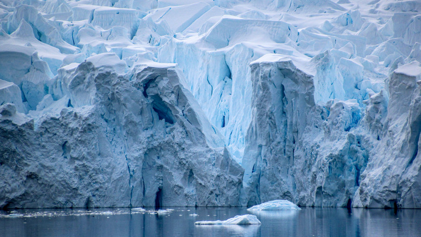 Гляциолог Ананичева рассказала об отколовшемся в Антарктиде айсберге