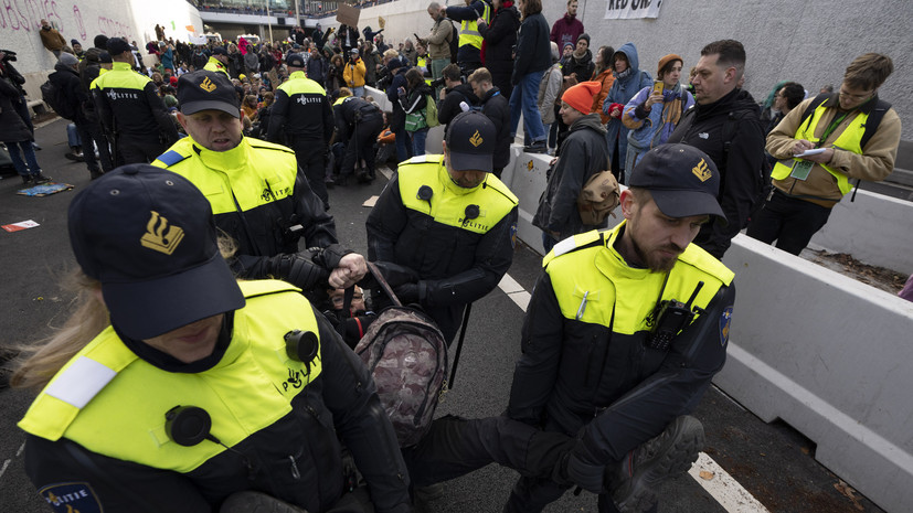 В Гааге в ходе протеста задержали более 700 климатических активистов