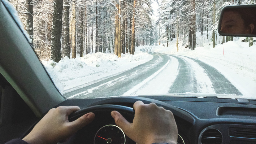 Автоэксперт Горбачёв дал советы по вождению в непогоду зимой