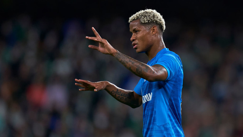 Агент Барриоса сообщил, что игрок не собирается покидать «Зенит» в зимнее трансферное окно