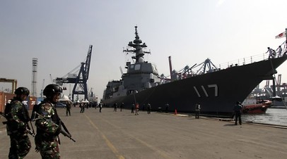 Японский миноносец Inazuma сел на мель у префектуры Ямагути